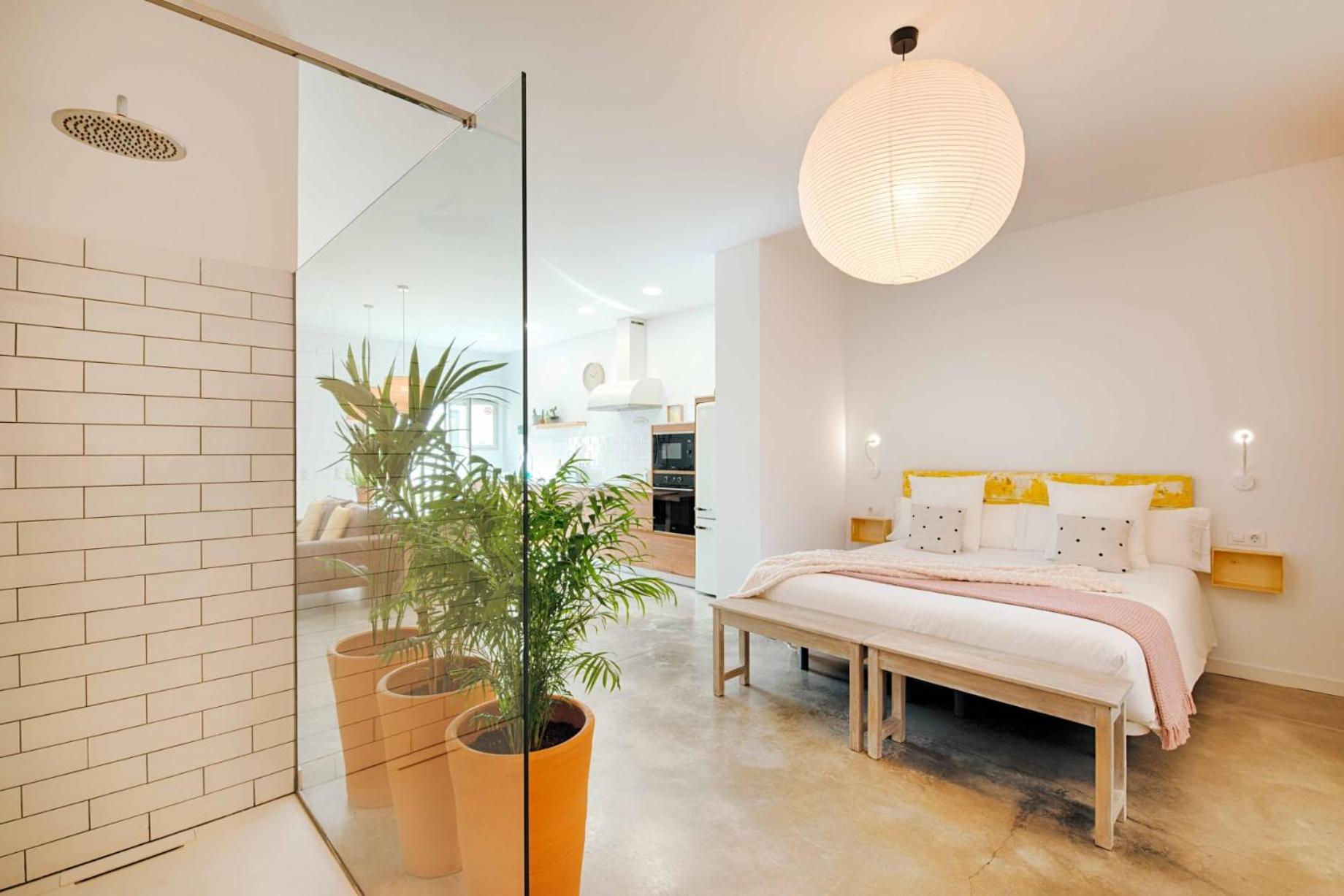 フィゲラスLoft Con Piscina Climatizada De Agua Salada Y Parking En El Centro De Figueresアパートメント エクステリア 写真